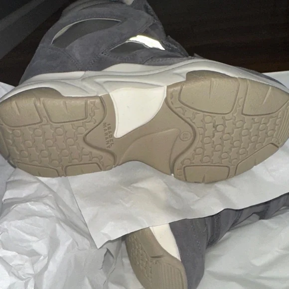 Isabel Marant Gray and Cream Sneakers - Picture 5 of 13